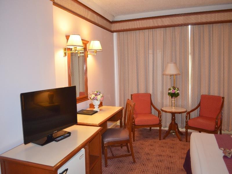Diamond Plaza Hotel Хатъяй Экстерьер фото