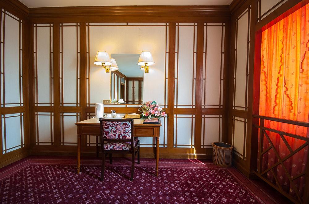 Diamond Plaza Hotel Хатъяй Экстерьер фото